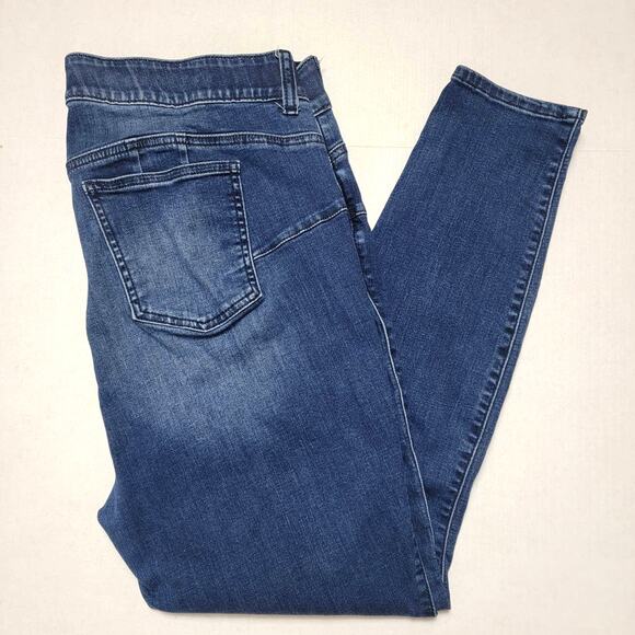 Torrid Bombshell Skinny Jeans SZ 20 - Picture 1 of 4